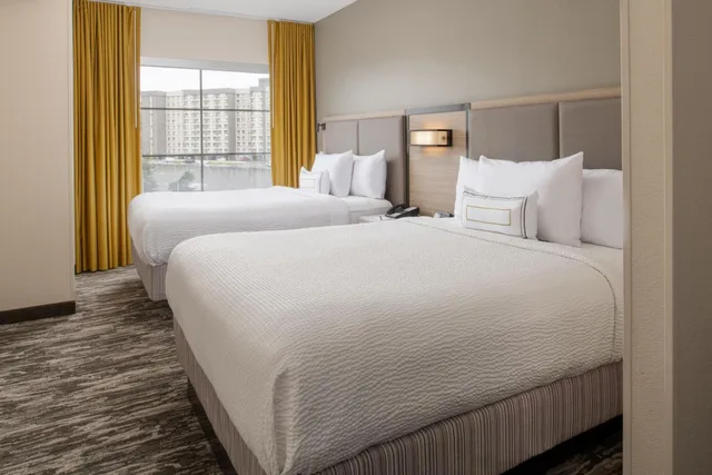 جناح بسريرين كوين بحوض استحمام لذوي الإعاقة، Springhill Suites Seattle Downtown South Lake Union 4/7