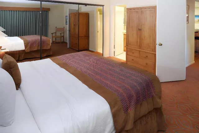 استوديو بسرير كوين، Riviera Oaks Resort & Racquet Club 2/5