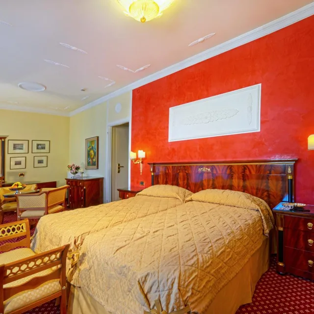 جناح، Hotel Aurora Terme 2/4