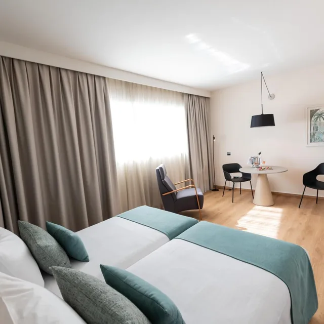 غرفة بسرير فردي، Aparthotel Atenea Barcelona 1/6