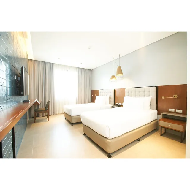 Deluxe, Twin Beds, Summit Galleria Cebu 3/8