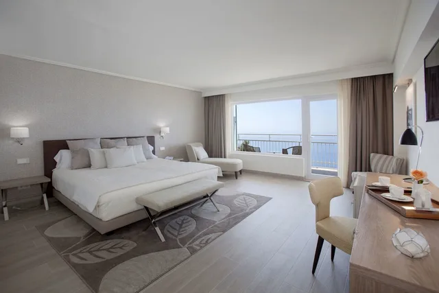Junior Suite, Studio, 1 Double and 1 Single Bed, Balcony، Hotel Bordoy Continental Valldemossa 1/5