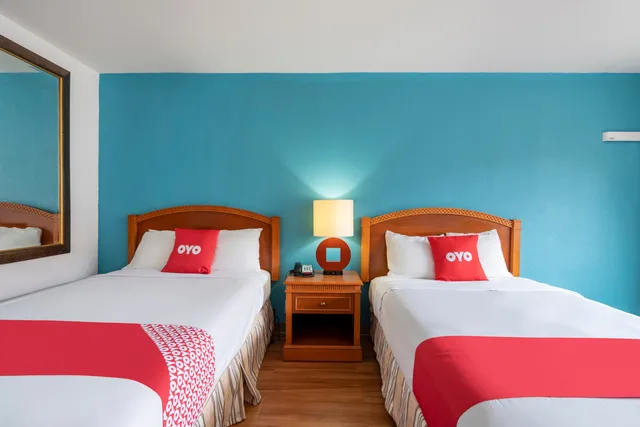 Room, 2 Double Beds, Smoking, Hotel Bossier City LA Red River 2/3