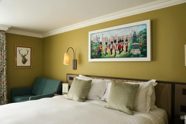 غرفة سوبيريور بسرير كينج، The Castle Hotel Windsor 1/1