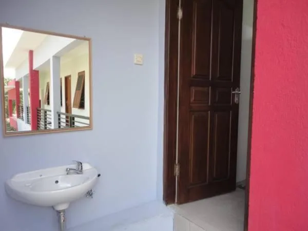 غرفة قياسية بسريرين منفصلين، Jazz Senggigi Hotel 6/6