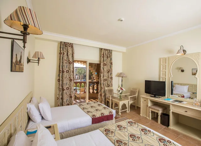 غرفة قياسية بسرير بطابقين، Sunrise Sentido Mamlouk Palace 2/2