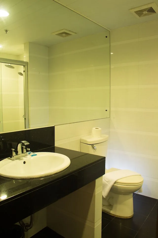 غرفة قياسية بسريرين منفصلين، Baguio City Center Hotel 3/4