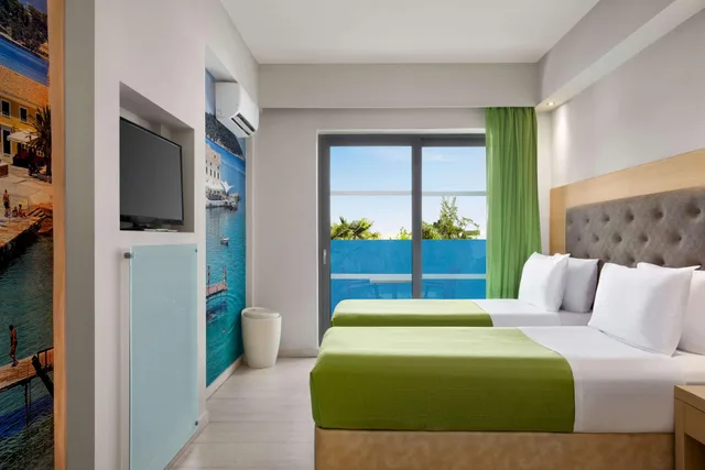 Design, Standard, Twin Beds، TRYP by Wyndham Corfu Dassia 1/4