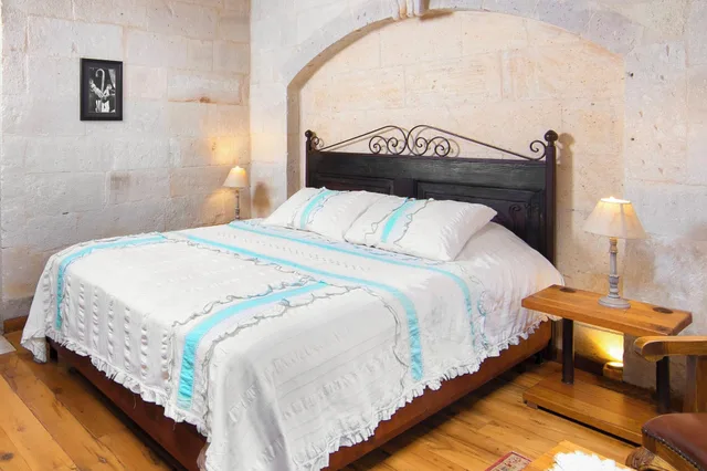 Stone, Double Bed، Terra Cave Hotel 4/10