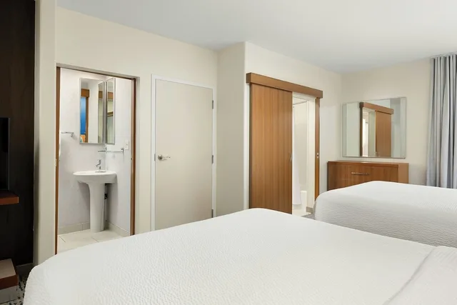 جناح بسريرين كوين مع سرير سحّاب إضافي لذوي الإعاقة، Springhill Suites By Marriott Mcallen 3/6