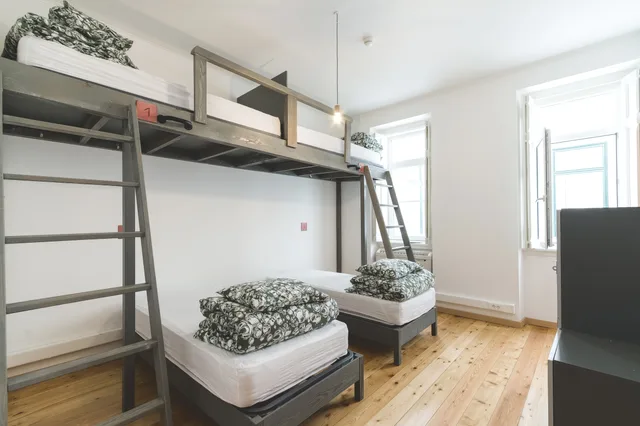 Mixed Dorm, 4 People، WOT Patio Social 1/1
