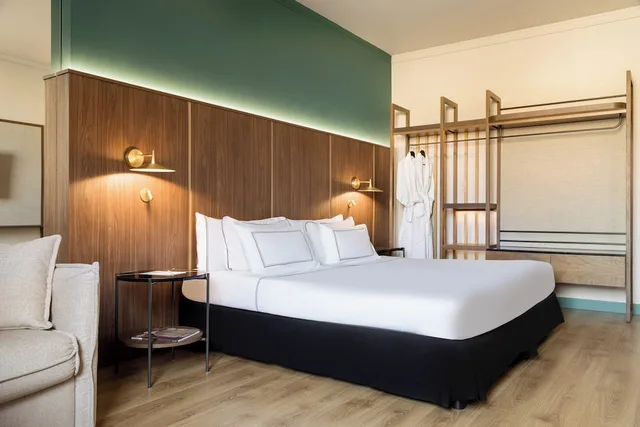 غرفة عائلية ثلاثية بسرير كينج وسرير فردي، Melia Milano Hotel 3/10