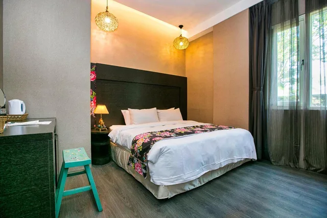 غرفة قياسية بسرير مزدوج، Pokara Resort 3/3