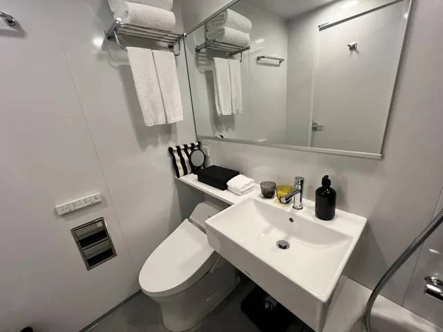 استوديو تنفيذي بسرير مزدوج بإطلالة على المرفأ، Citadines Harbour Front Yokohama 2/3