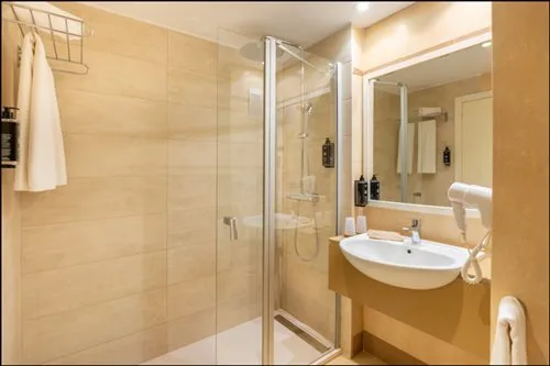 Room, Single, Double Bed, Lateral Side Sea View، Vibra Algarb Hotel 1/1