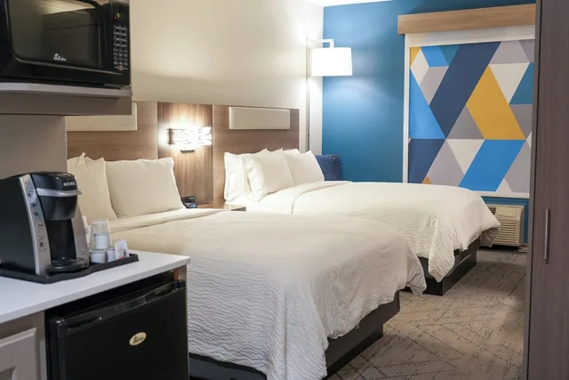 غرفة قياسية بسرير كينج، Holiday Inn Express Hotel And Suites Cedar Hill 5/9