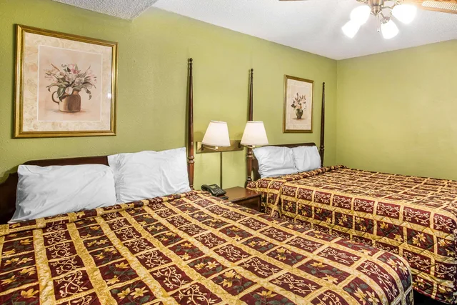 جناح بسريرين كوين، Rodeway Inn & Suites Smyrna - Nashville Area 3/4