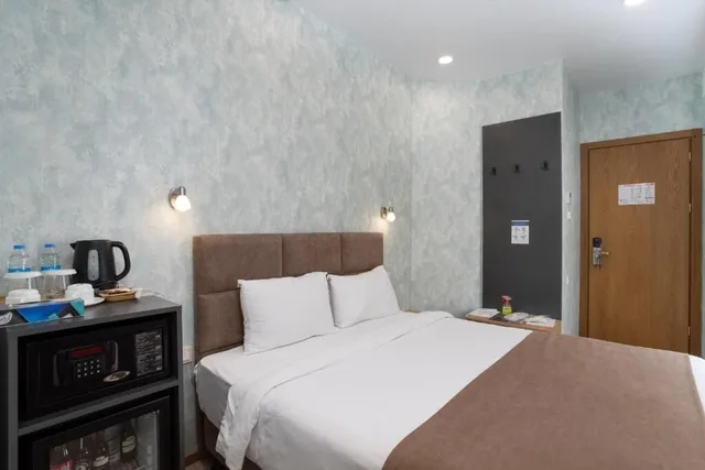 Economy, Double Bed, Brooch Boutique Hotel 2/2