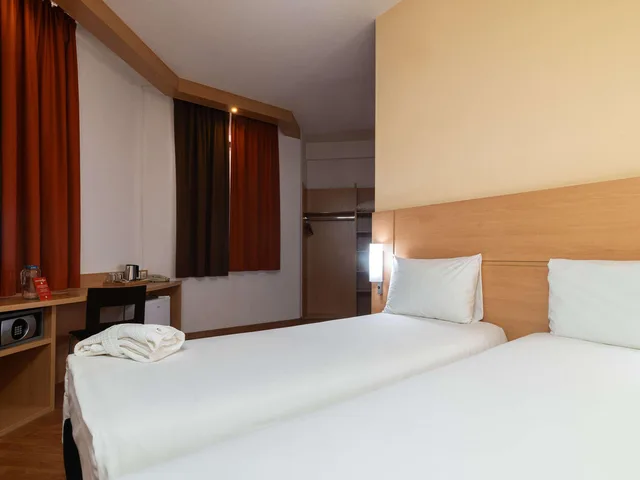 غرفة بريميوم بسريرين منفصلين بإطلالة على المدينة، Ibis Astana Hotel 6/10