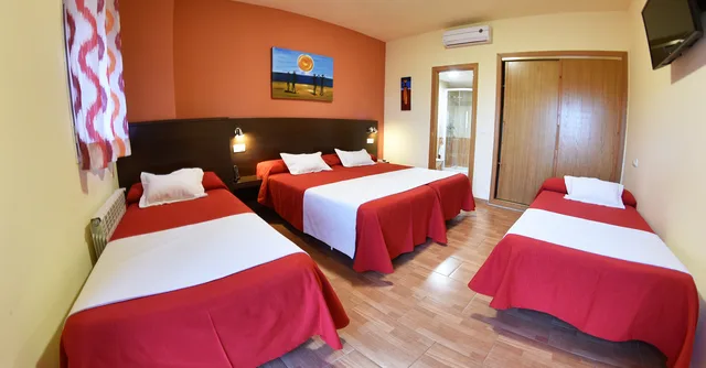 غرفة قياسية ثلاثية، Hotel Zen Airport 1/6