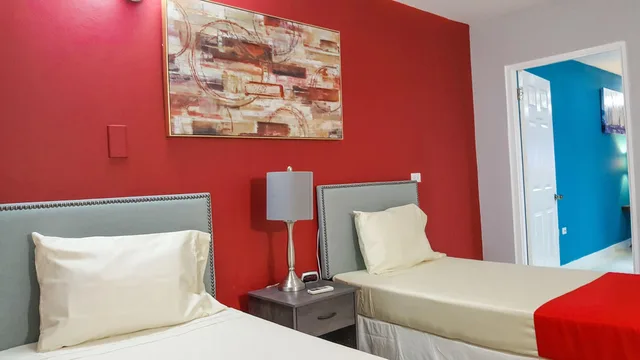 شقة سوبيريور بغرفتي نوم في الطابق الأرضي، Casa Clayton At Donhead - New Kingston 3/6