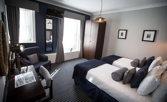 غرفة قياسية بسريرين منفصلين، Roker Hotel, BW Premier Collection 1/3