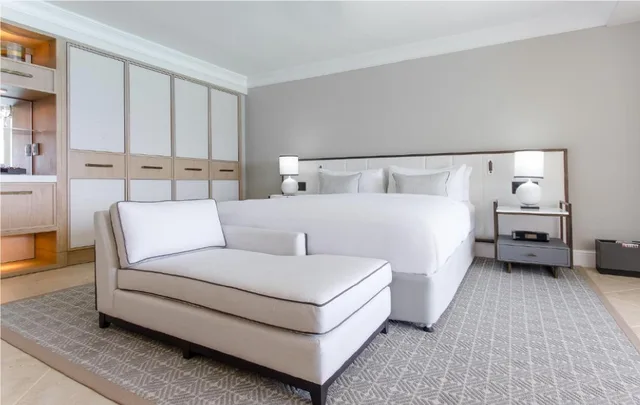 Room, Twin Beds, Ocean Front، The Fairmont Royal Pavilion 3/5