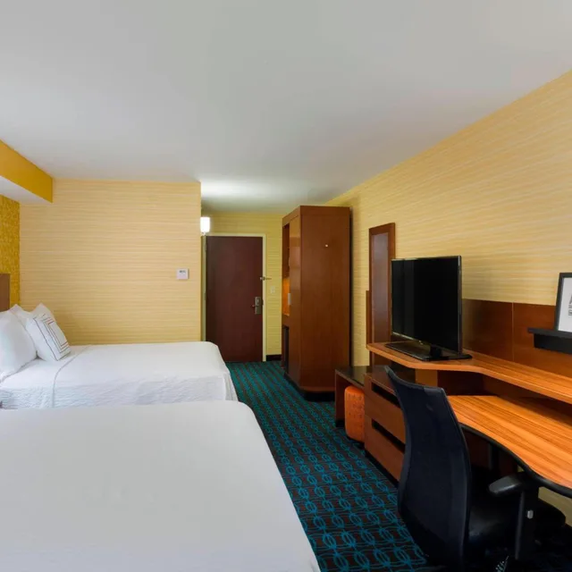 غرفة قياسية بسريرين كوين، Fairfield Inn Suites By Marriott Paramus 2/8