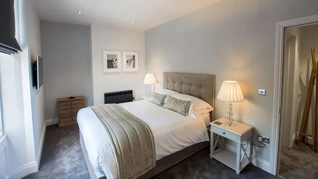 1 Bedroom, Deluxe, Town House, Apartment, Double Bed، The Halston 1/3