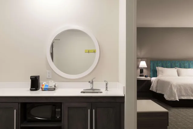 جناح بسرير كينج، Hampton Inn O'fallon Il 3/4