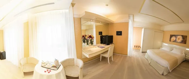 غرفة تنفيذية رباعية بأربعة أسرّة، Hotel Bristol 9/9