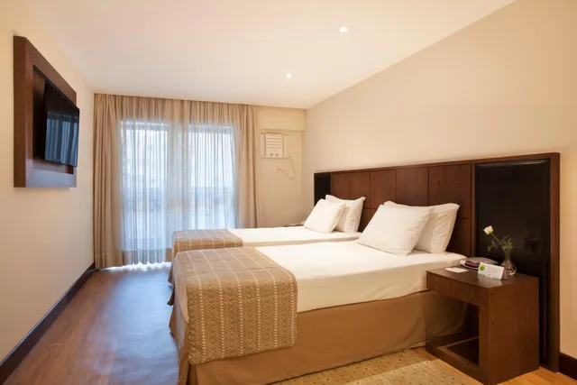 Standard, Twin Beds, Street View، Windsor Palace Copacabana 3/4