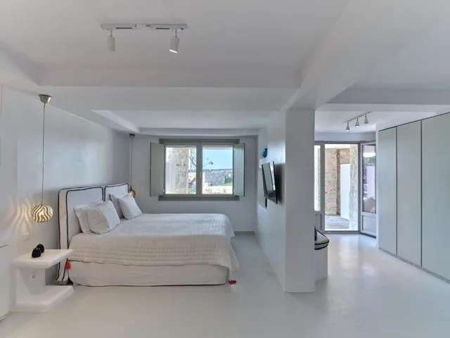 Grand, Ambassador, 5 Bedrooms, Villa, 4 Beds, 3 Double Beds، Empire Luxury Villas 7/10