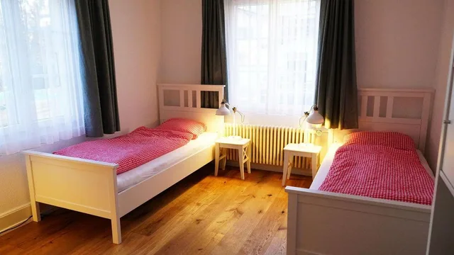 غرفة أساسية ثلاثية بسرير فردي، Adventure Guesthouse 1/2