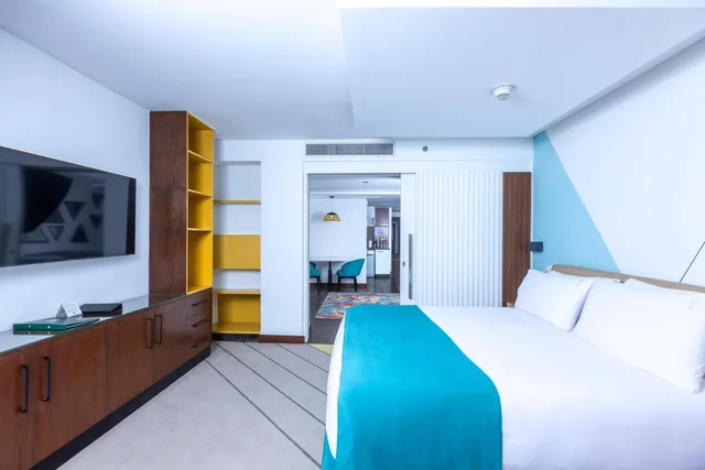 جناح بسرير كوين، Holiday Inn Cairo Maadi 1/8