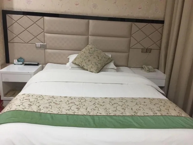 غرفة بزنس مفردة، GreenTree Alliance Bengbu Railway Station Hotel 2/2