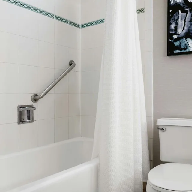 غرفة بسريرين كوين، Delta by Marriott Hotels Woodbridge 5/6