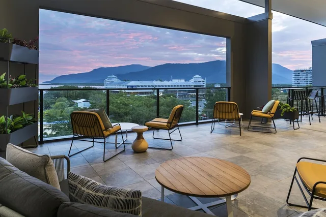 Oaks Cairns Hotel، كيرنز، كوينزلاند 65/93