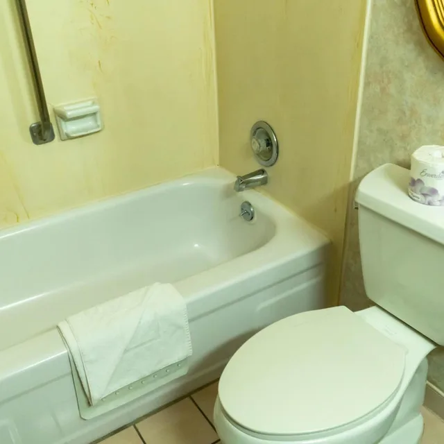 غرفة بسريرين كوين، Hotel Piccadilly 3/3