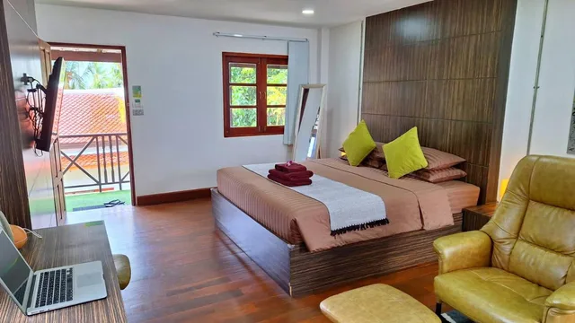 غرفة بسرير كينج بإطلالة على الحديقة، Alpha Gay Resort - Adults Only 1/5
