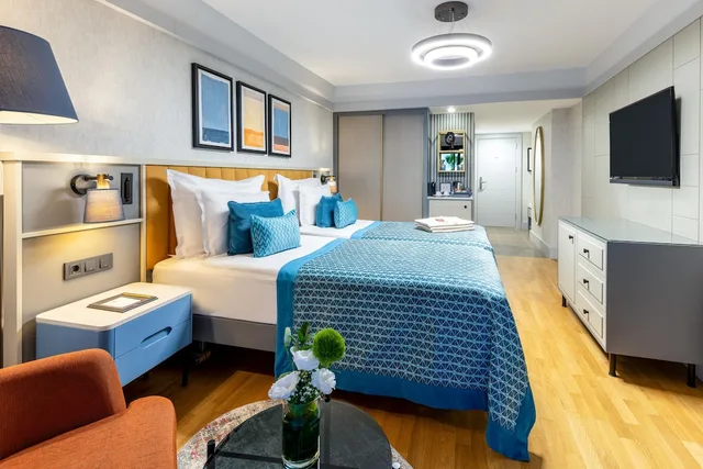 Superior, Queen Bed, Sea Side, on the Side، Arum Barut Collection 5/7