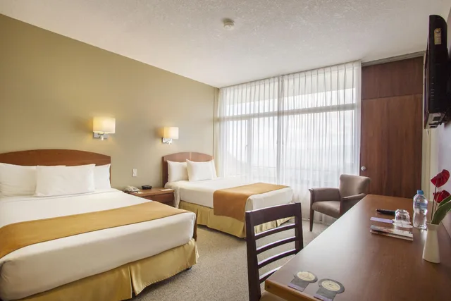 غرفة تنفيذية بسرير مزدوج، Hotel Quito by Sercotel 1/4