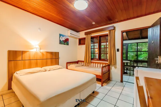 غرفة قياسية ثلاثية بسرير مزدوج وسرير فردي، VOA Samuka Hotel 4/10