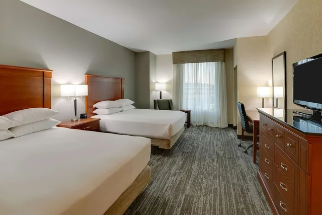 غرفة بسريرين كوين، Drury Inn and Suites Kansas City Independence 3/4