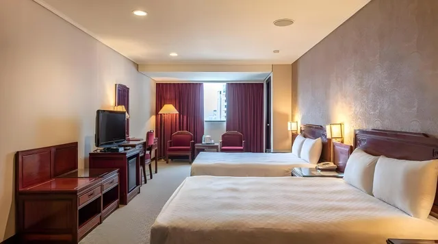 غرفة ديلوكس رباعية، Chuanfu Hotel 1/2