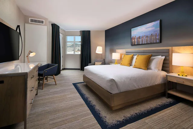 غرفة ديلوكس بسرير مزدوج بشرفة، Inn at the Pier Pismo Beach 1/2