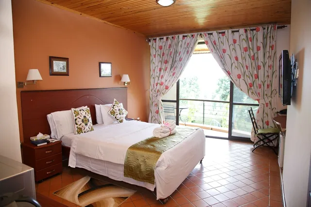 غرفة عائلية بسرير مزدوج وسريرين منفصلين، Fort Motel 5/10