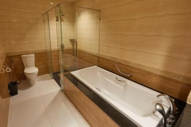 جناح عائلي، Welcome World Beachfront Resort 1/2
