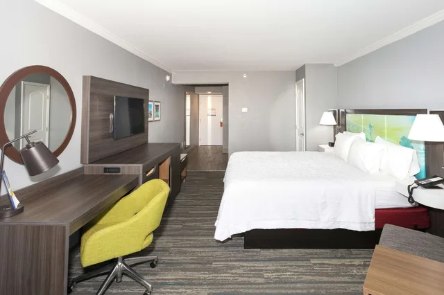 Room, King Bed, Beach Side, Jetted Tub، HAMPTON INN ST. AUGUSTINE BEACH 6/10