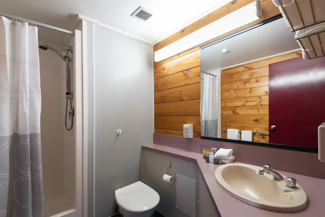 Tower, King Bed, Single Bed، Skotel Alpine Resort 5/5